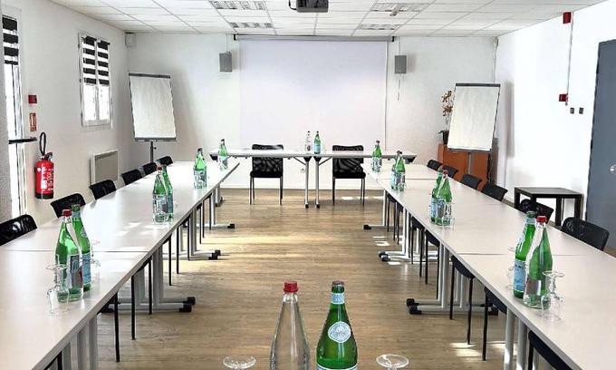 Bezannes Hotel | 12 m² Hotel ∙ 3 guests