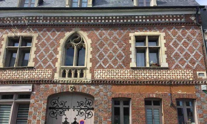 Arques-la-Bataille House | 120 m² House ∙ 4 bedrooms ∙ 11 guests