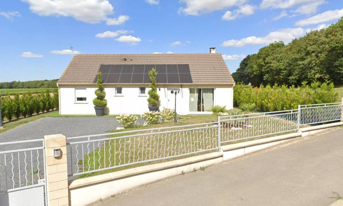 Fretoy-le-Chateau House | 125 m² House ∙ 3 bedrooms ∙ 7 guests