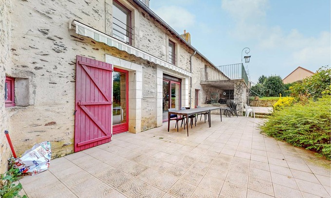 Parennes House | 125 m² House ∙ 4 bedrooms ∙ 10 guests