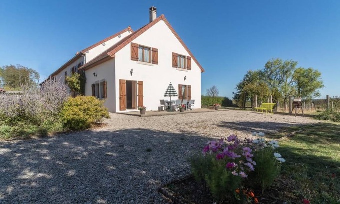 Jouey Cottage | 133 m² Cabin ∙ 3 bedrooms ∙ 7 guests