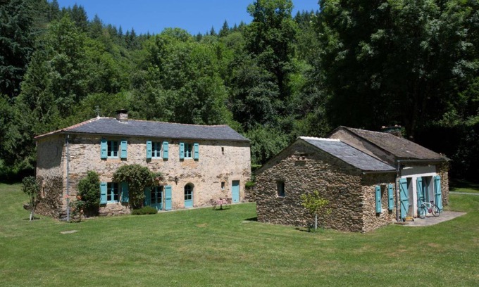 Le Masnau-Massuguies House | 140 m² Gîte ∙ 4 bedrooms ∙ 9 guests