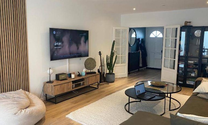 Plateau - Mont-Valerien House | 140 m² House ∙ 3 bedrooms ∙ 6 guests