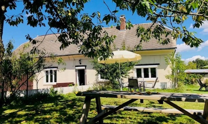 Archon House | 150 m² House ∙ 3 bedrooms ∙ 6 guests