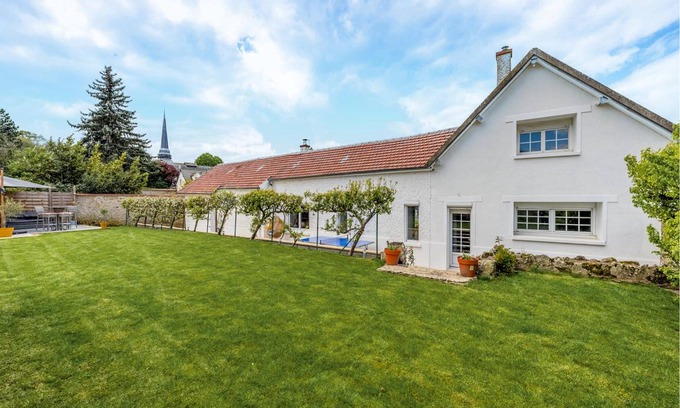 Amblainville House | 150 m² House ∙ 4 bedrooms ∙ 8 guests
