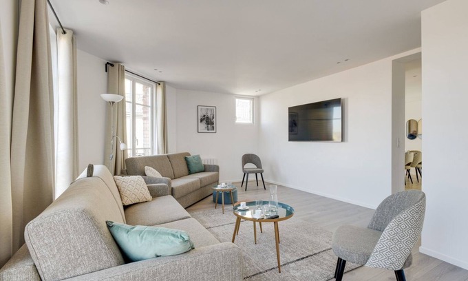 13th Arrondissement Apartment | 157 Suite Sacha - Superb duplex in Paris