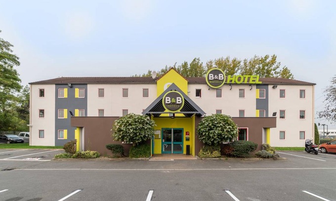Lezennes Hotel | 16 m² Hotel ∙ 4 guests