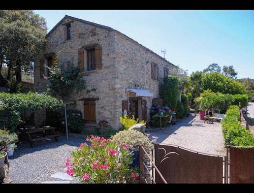 Casta House | 160 m² House ∙ 4 bedrooms ∙ 8 guests