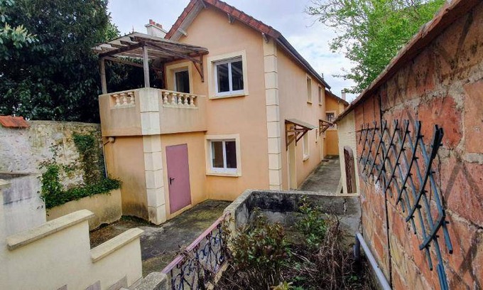 Brunoy Apartment | 160 m² Apartment ∙ 4 bedrooms ∙ 8 guests