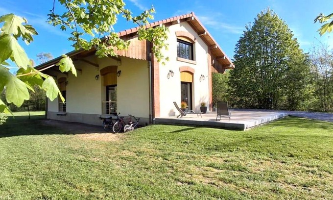 Rilly-sur-Aisne House | 160 m² Gîte ∙ 3 bedrooms ∙ 10 guests
