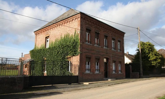 Buironfosse House | 200 m² House ∙ 5 bedrooms ∙ 9 guests