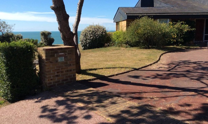 Pourville-sur-Mer House | 200 m² House ∙ 5 bedrooms ∙ 10 guests