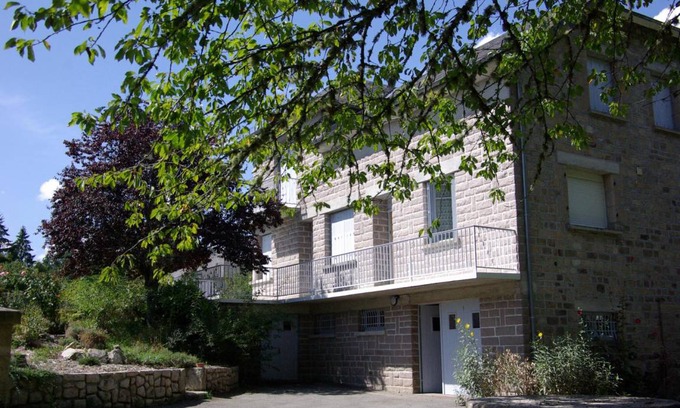 Soudeilles House | 230 m² Gîte ∙ 7 bedrooms ∙ 14 guests