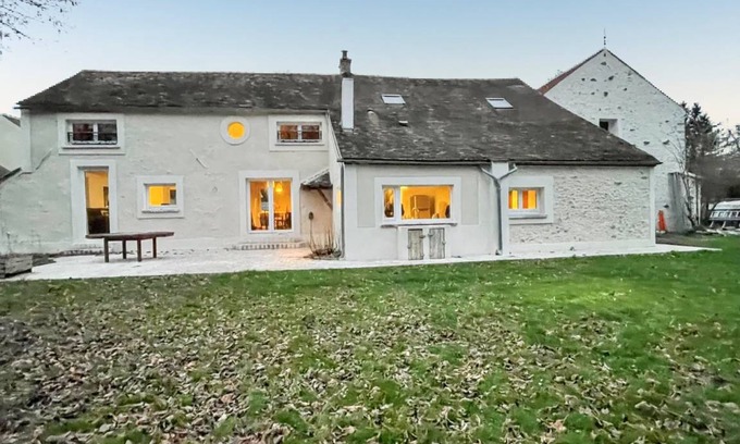 Hericy House | 230 m² House ∙ 6 bedrooms ∙ 15 guests