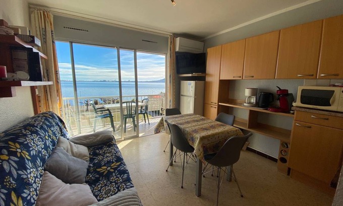 Balaruc-les-Bains Apartment | 26 m² Studio flat ∙ 1 bedroom ∙ 4 guests