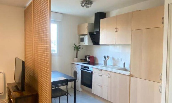 Les Mureaux Apartment | 30 m² Apartment ∙ 1 bedroom ∙ 2 guests