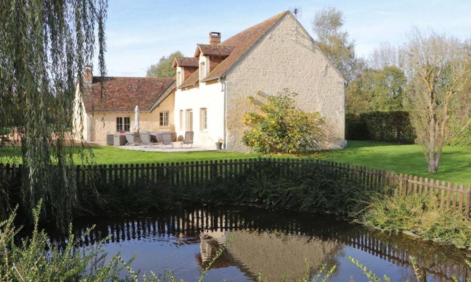 Le Pin-la-Garenne Cottage | 300 m² Cabin ∙ 3 bedrooms ∙ 8 guests