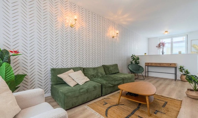 Lambersart Resort | 300 m² Private room ∙ 1 bedroom ∙ 1 guest