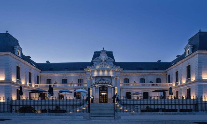 Loches Hotel | 31 m² Hotel ∙ 127 guests