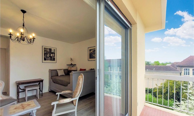 Cosne-Cours-sur-Loire Apartment | 35 m² Apartment ∙ 3 guests