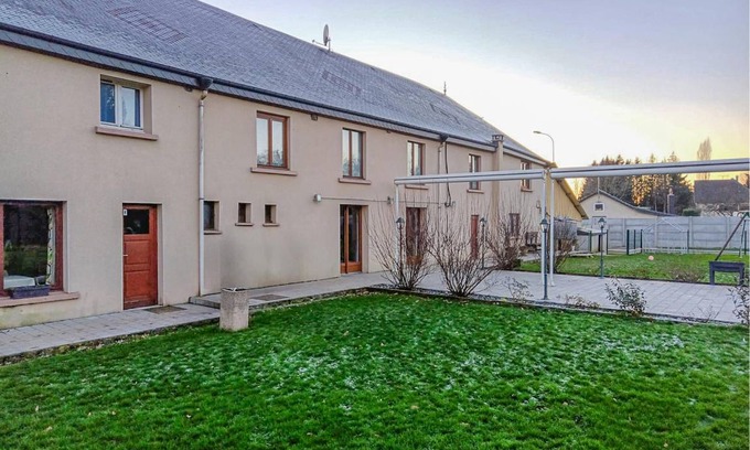 Maubert-Fontaine House | 350 m² House ∙ 7 bedrooms ∙ 15 guests