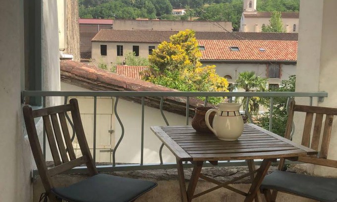 Bout-du-Pont-de-Larn House | 36 m² Gîte ∙ 1 bedroom ∙ 2 guests