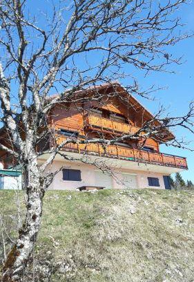 Foncine-le-Haut Bed & Breakfast | 40 m² Bed and breakfast ∙ 2 bedrooms ∙ 5 guests