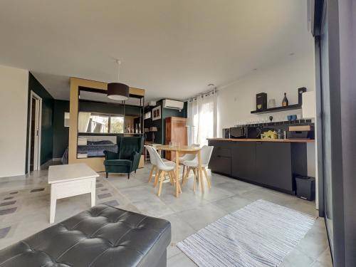 Courcelles-Sapicourt Apartment | 40 m² Apartment ∙ 2 guests