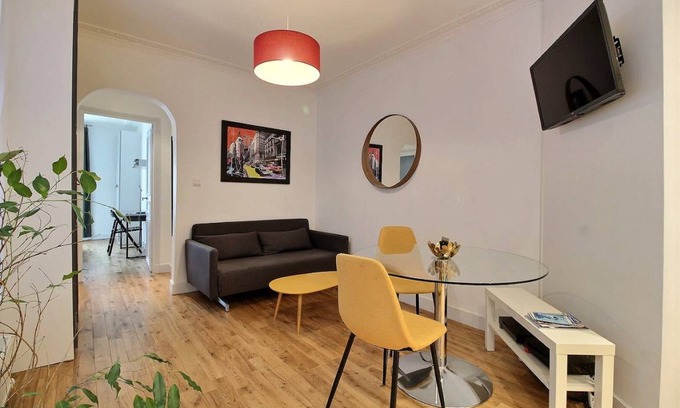 L'Europe Apartment | 42 m² Apartment ∙ 1 bedroom ∙ 2 guests