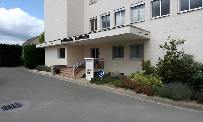Rambouillet Apartment | 42 m² Serviced apartment ∙ 4 guests
