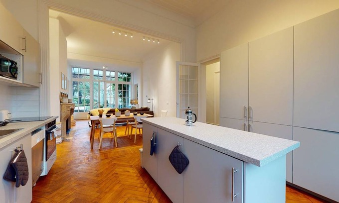 Marcq-en-Baroeul Resort | 422 m² Private room ∙ 1 bedroom ∙ 2 guests