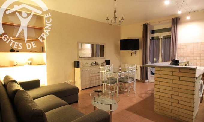 Lorcy Apartment | 45 m² Apartment ∙ 1 bedroom ∙ 2 guests