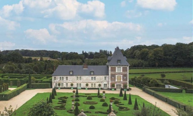Bouquetot House | 525 m² House ∙ 6 bedrooms ∙ 13 guests