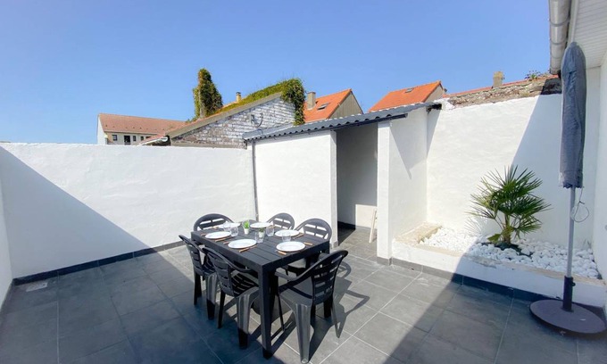Bleriot-Plage Apartment | 53 m² Apartment ∙ 2 bedrooms ∙ 4 guests