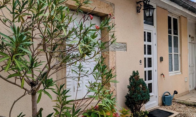 Marsannay-la-Cote Cottage | 53 m² Cabin ∙ 2 bedrooms ∙ 4 guests