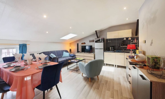 Castres Apartment | 60 m² Apartment ∙ 2 bedrooms ∙ 6 guests