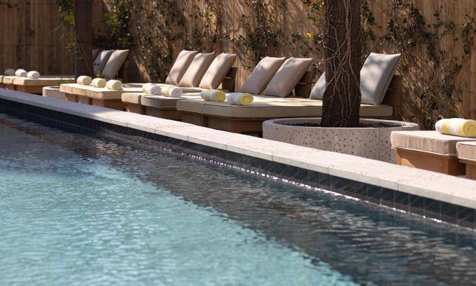 Les Puces de Saint-Ouen Hotel | 62 m² Hotel ∙ 127 guests