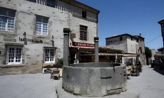 City of Carcassonne Apartment | 63 m² Apartment ∙ 4 guests