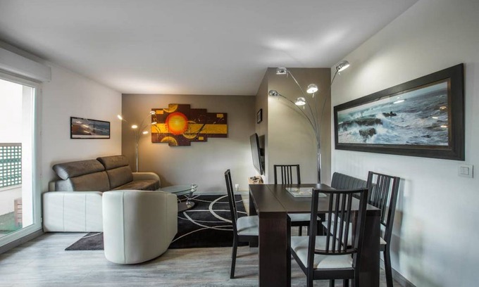 Petit-Colombes Apartment | 63 m² Apartment ∙ 2 bedrooms ∙ 4 guests