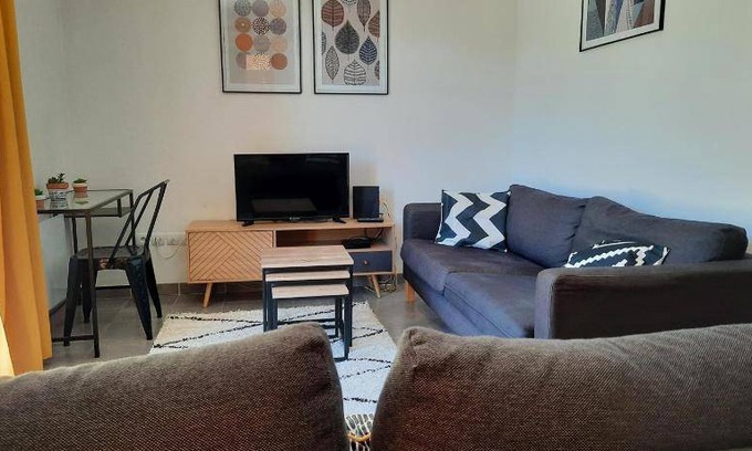 Cheptainville Apartment | 69 m² Apartment ∙ 2 bedrooms ∙ 7 guests
