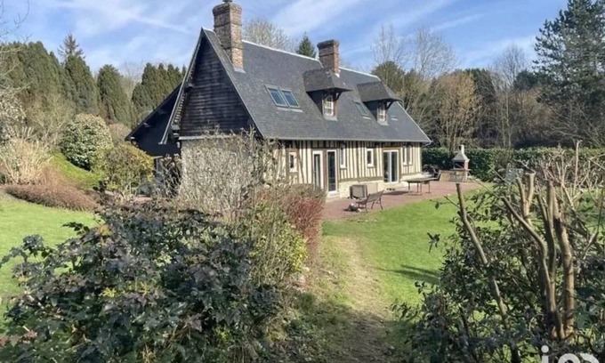 Hermival-les-Vaux House | 70 m² House ∙ 2 bedrooms ∙ 4 guests