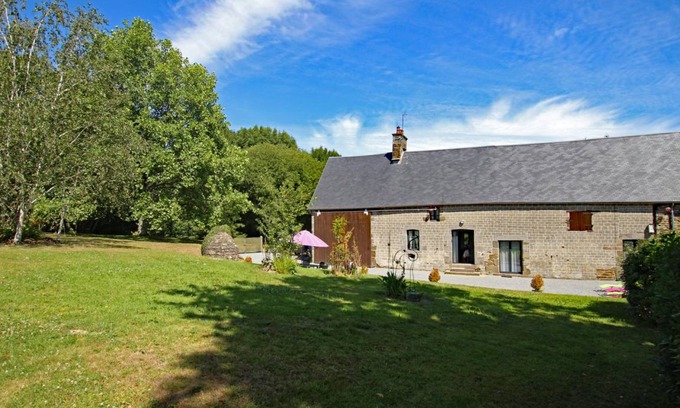 Montaigu-les-Bois House | 72 m² Gîte ∙ 2 bedrooms ∙ 5 guests