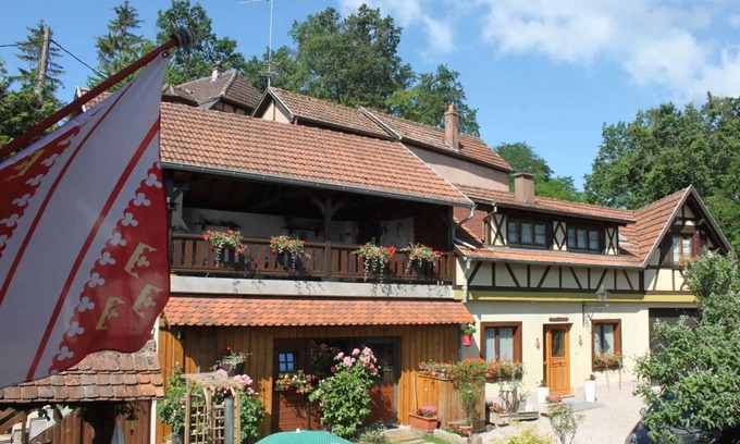 Nothalten House | 72 m² House ∙ 2 bedrooms ∙ 4 guests