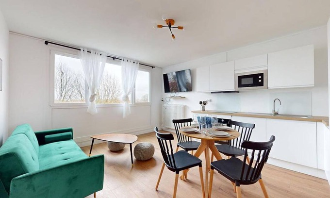 Hellemmes-Lille Resort | 73 m² Private room ∙ 1 bedroom ∙ 1 guest