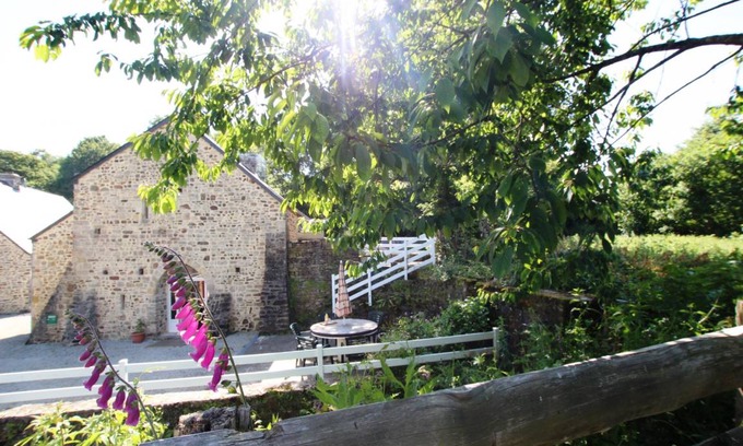 Montsenelle House | 75 m² Gîte ∙ 2 bedrooms ∙ 4 guests