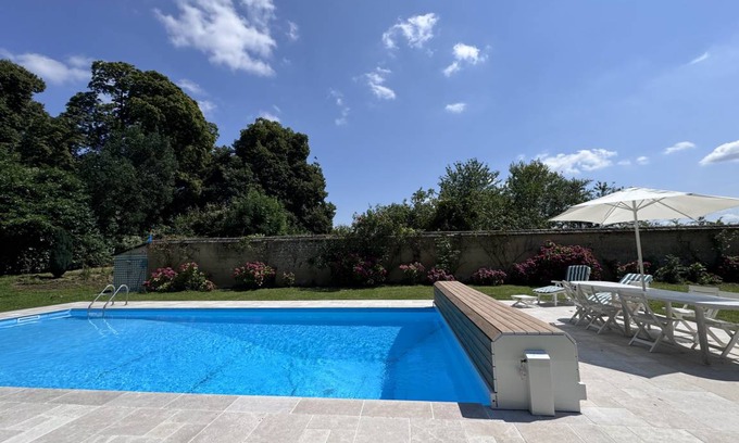 Dangeul House | 750 m² House ∙ 8 bedrooms ∙ 14 guests