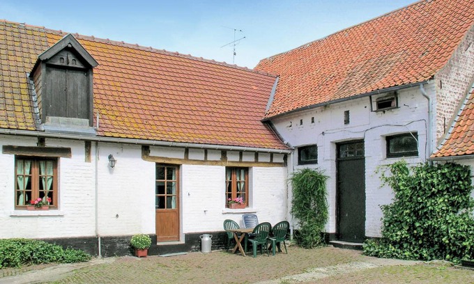 Hames-Boucres House | 80 m² Maisonette ∙ 3 bedrooms ∙ 6 guests