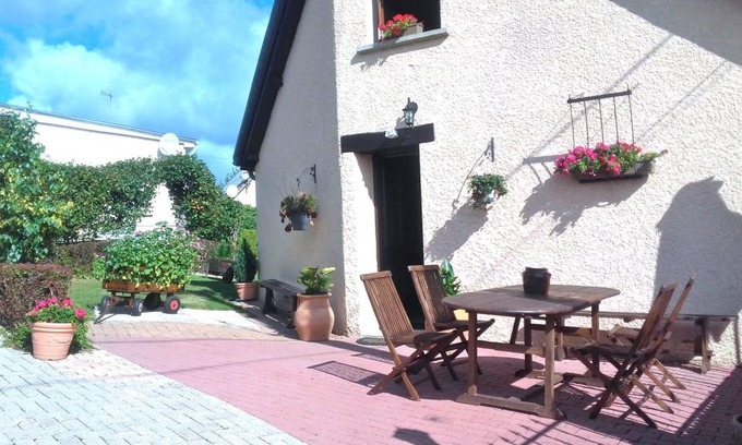 Bourg-Fidele House | 85 m² Gîte ∙ 2 bedrooms ∙ 6 guests