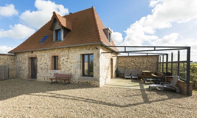 Saint-Aubin-sur-Mer House | 88 m² House ∙ 3 bedrooms ∙ 7 guests