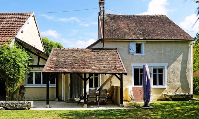 Bouhy House | 90 m² House ∙ 2 bedrooms ∙ 6 guests